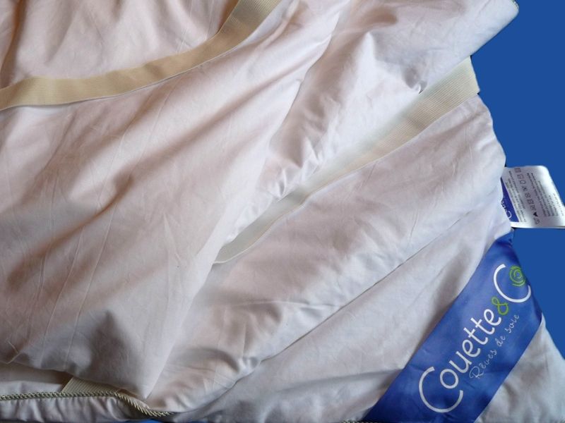 Sur-matelas en soie